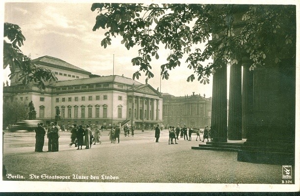 Berlin Die Staatsoper Unter den Linden